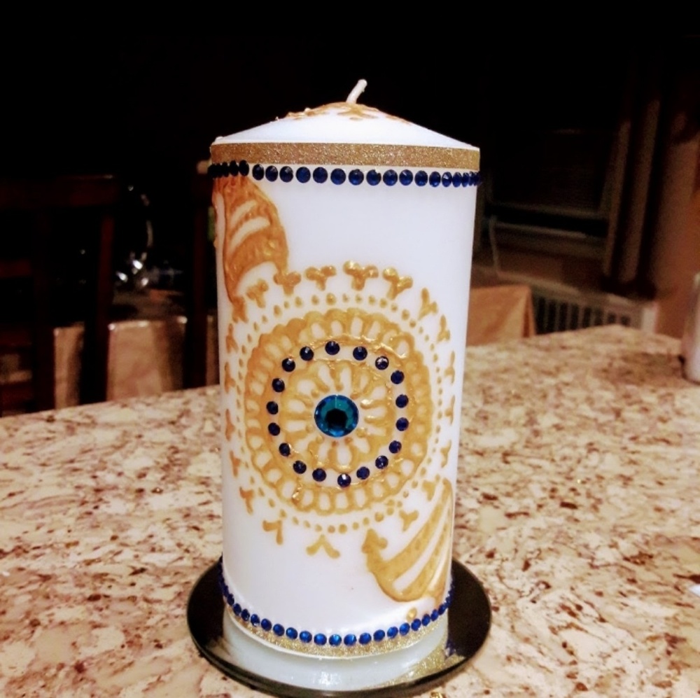 Decorative candle